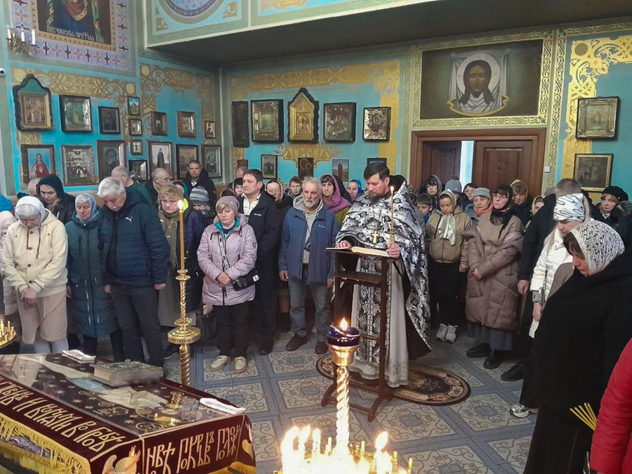 Велика П'ятниця (Вечірнє богослужіння, ФОТО) | Фото 18