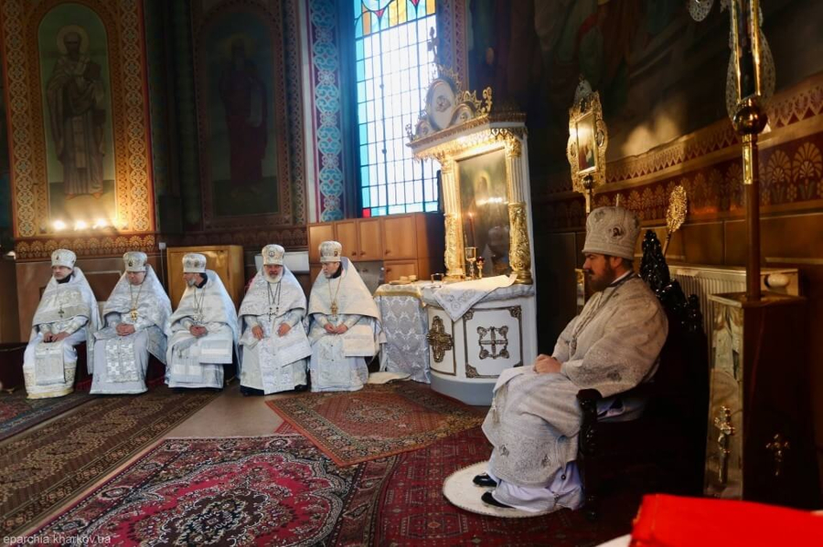 Святкове богослужіння у Свято-Усікновенському храмі міста Харкова (ФОТО) | Фото 11
