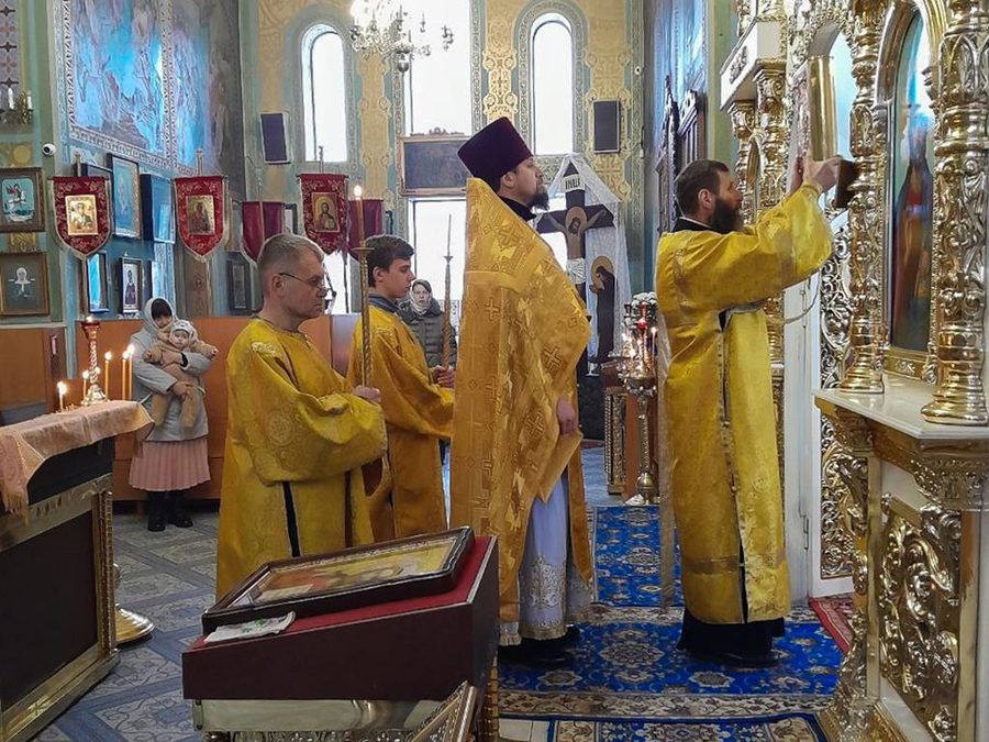 Собор вселенських вчителів і святителів Василія Великого, Григорія Богослова та Іоанна Златоуста (ФОТО) | Фото 11