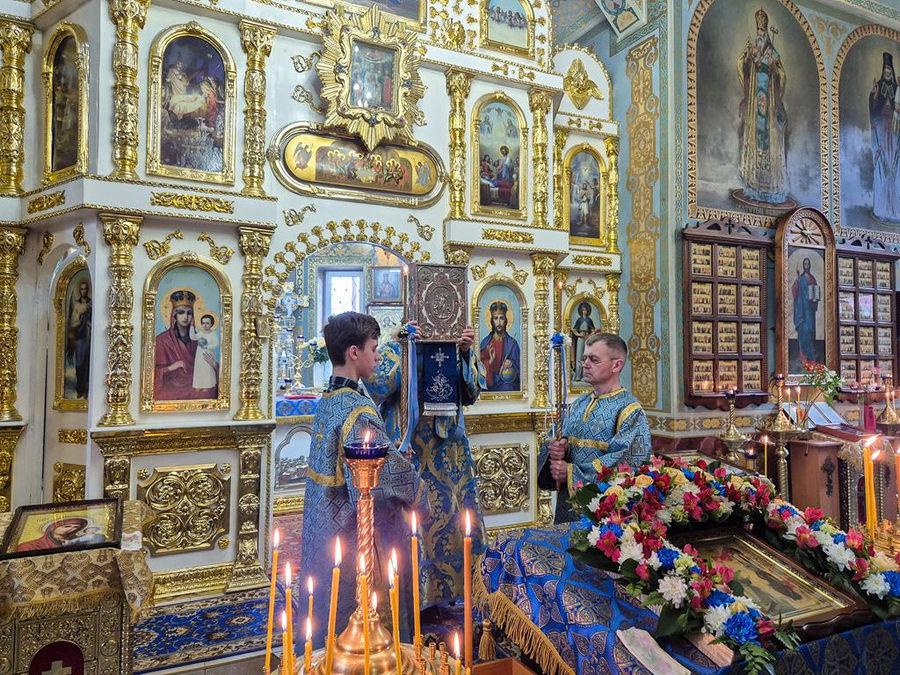 БЛАГОВІЩЕННЯ ПРЕСВЯТОЇ БОГОРОДИЦІ (Вечірнє богослужіння, ФОТО) | Фото 17