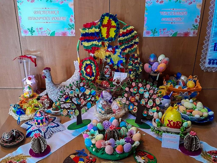 Виставка дитячої творчості 