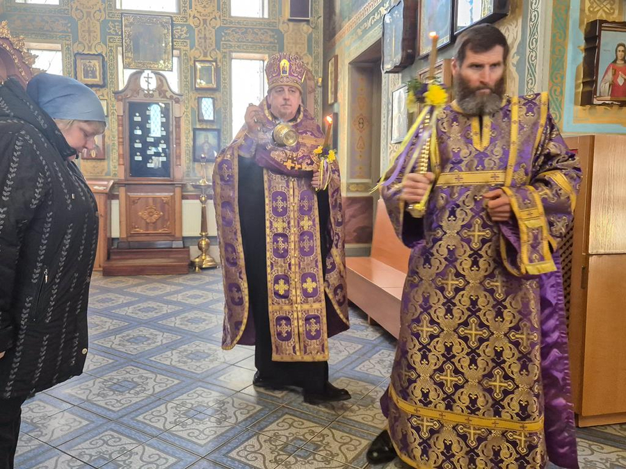 Неділя Хрестопоклонна (Вечірнє богослужіння, ФОТО) | Фото 4