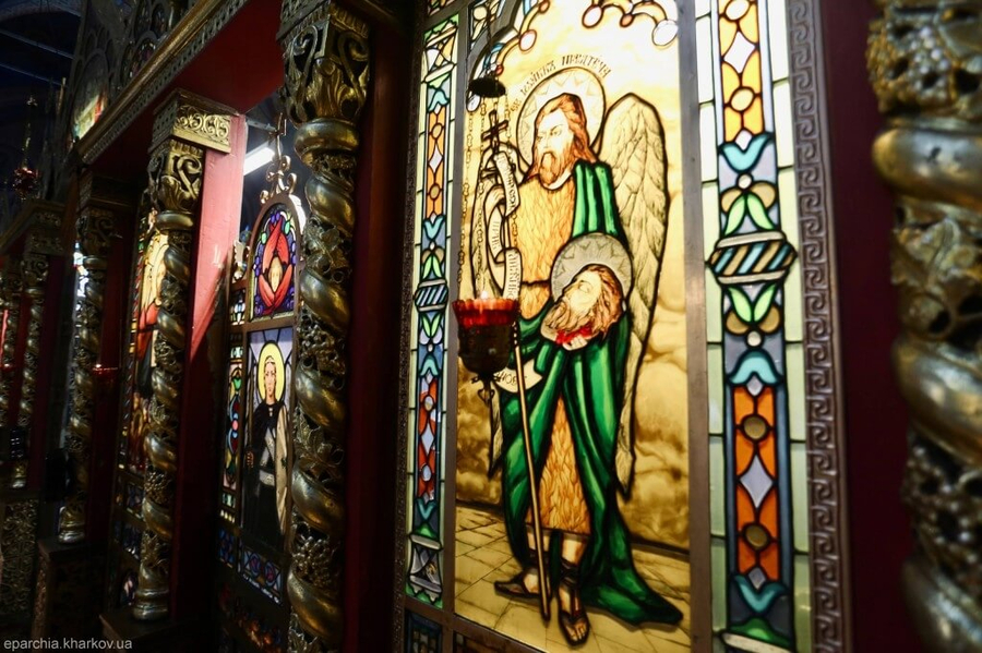 Святкове богослужіння у Свято-Усікновенському храмі міста Харкова (ФОТО) | Фото 13