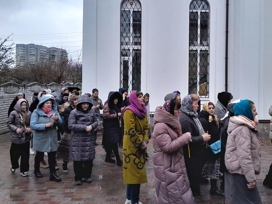 Велика П'ятниця (Вечірнє богослужіння, ФОТО) | Фото 23