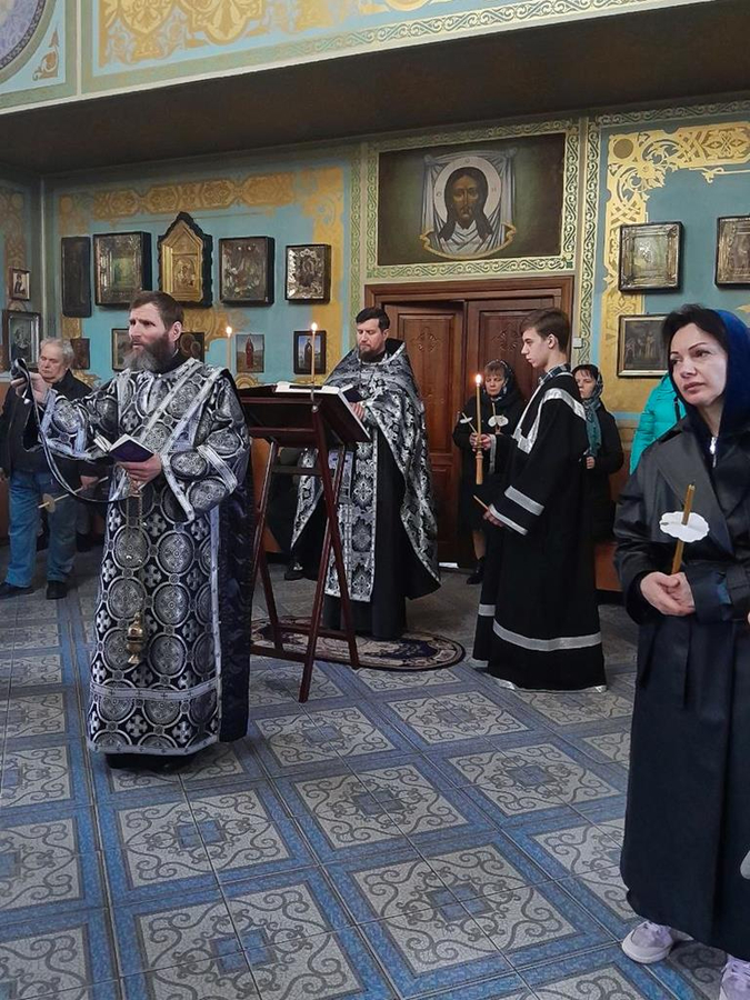 Четвер Страсної седмиці (Вечірнє богослужіння, ФОТО) | Фото 12