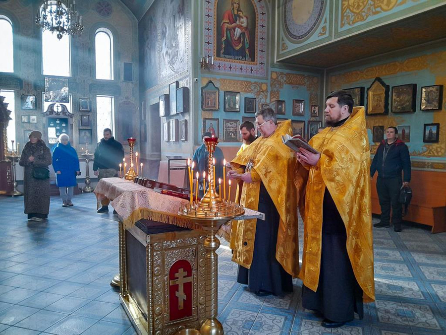 Молебень в день пам'яти рівноапостольної Ніни, просвітительки Грузії (ФОТО) | Фото 12