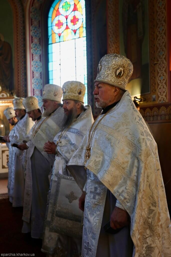 Святкове богослужіння у Свято-Усікновенському храмі міста Харкова (ФОТО) | Фото 9