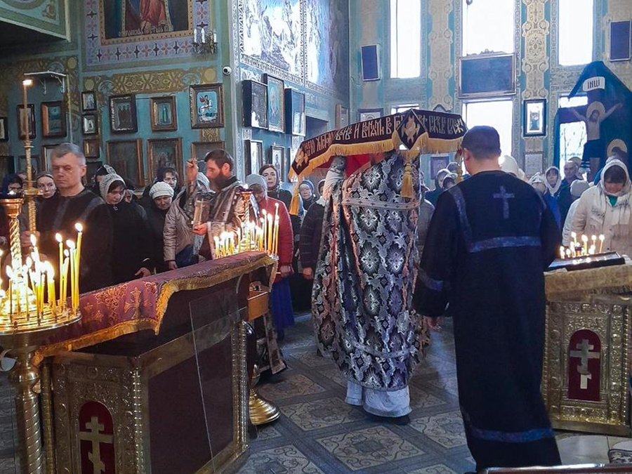 Велика П'ятниця (Вечірнє богослужіння, ФОТО) | Фото 8