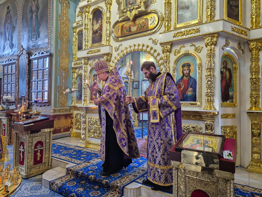 Неділя 2-а Великого посту (Вечірнє богослужіння, ФОТО) | Фото 3