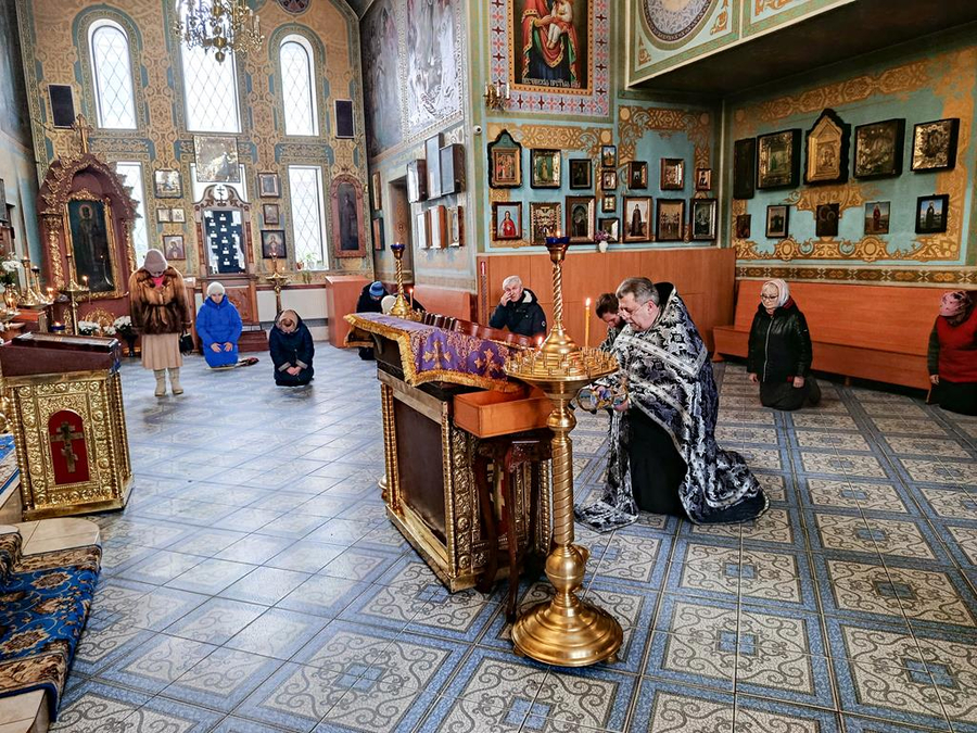 Молебень за мир на українській землі (ФОТО) | Фото 4