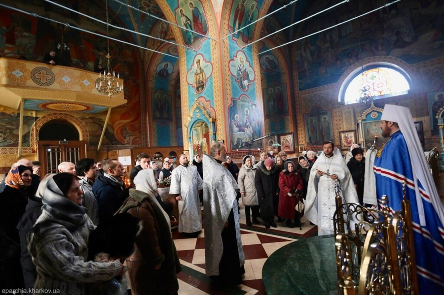 Святкове богослужіння у Свято-Усікновенському храмі міста Харкова (ФОТО) | Фото 20