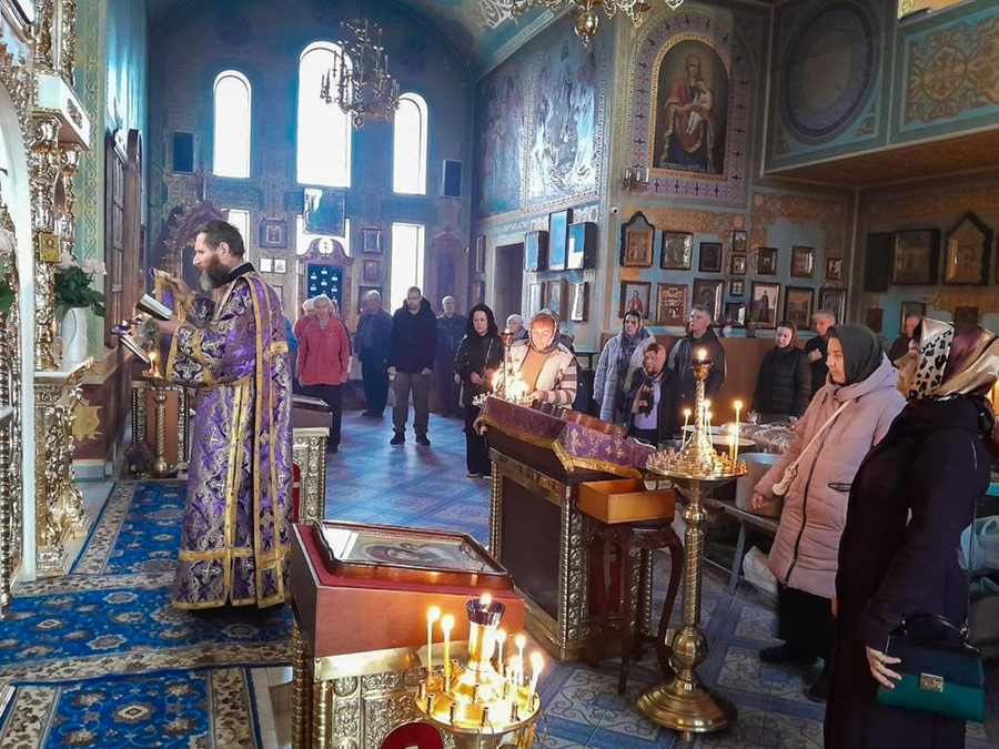 Батьківська субота четвертої седмиці святої Чотиридесятниці (Вечірнє богослужіння, ФОТО) | Фото 13