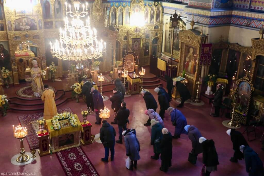 Престольне свято у храмі на честь трьох святителів міста Харкова (ФОТО) | Фото 19