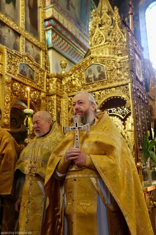 Престольне свято у храмі на честь трьох святителів міста Харкова (ФОТО) | Фото 17