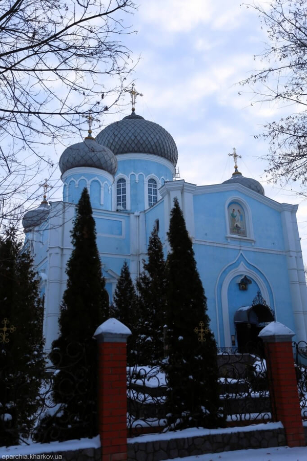 Святкове богослужіння у Свято-Усікновенському храмі міста Харкова (ФОТО) | Фото 2