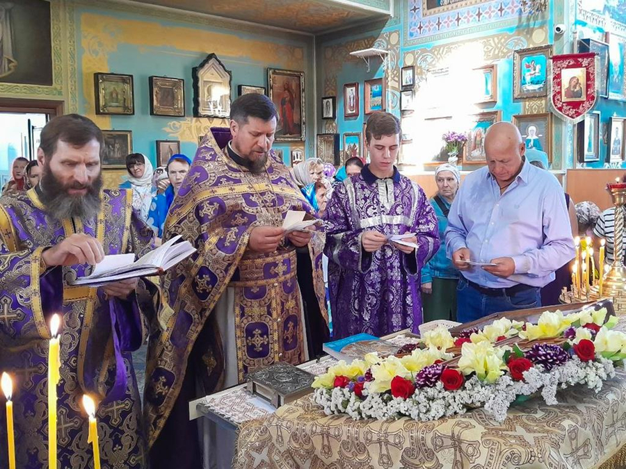 Винесення Чесних Древ Животворящого Хреста Господнього (ФОТО) | Фото 28