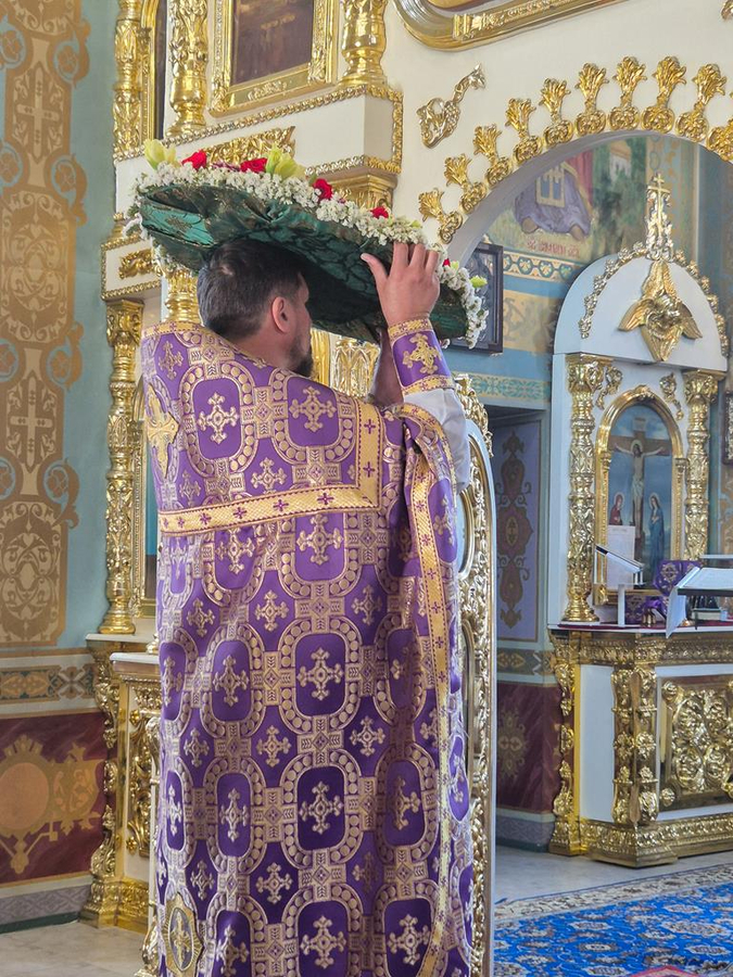 Винесення Чесних Древ Животворящого Хреста Господнього (Вечірнє богослужіння, ФОТО) | Фото 6
