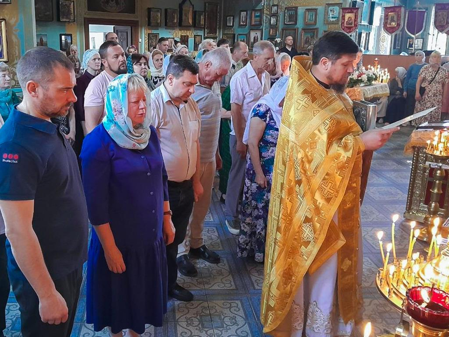 Неділя 1-ша після П'ятидесятниці. Собор всіх святих (ФОТО) | Фото 4
