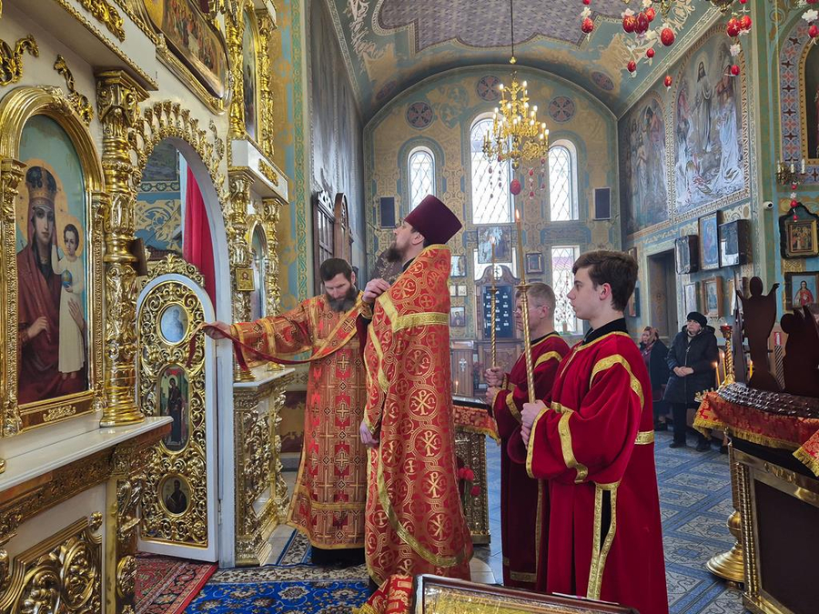 Неділя 4-а після Пасхи (Вечірнє богослужіння, ФОТО) | Фото 6