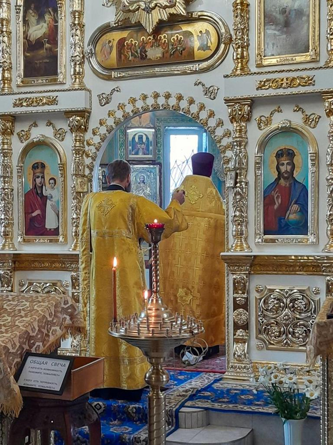 Неділя 4-а після П'ятидесятниці (Вечірнє богослужіння, ФОТО) | Фото 21