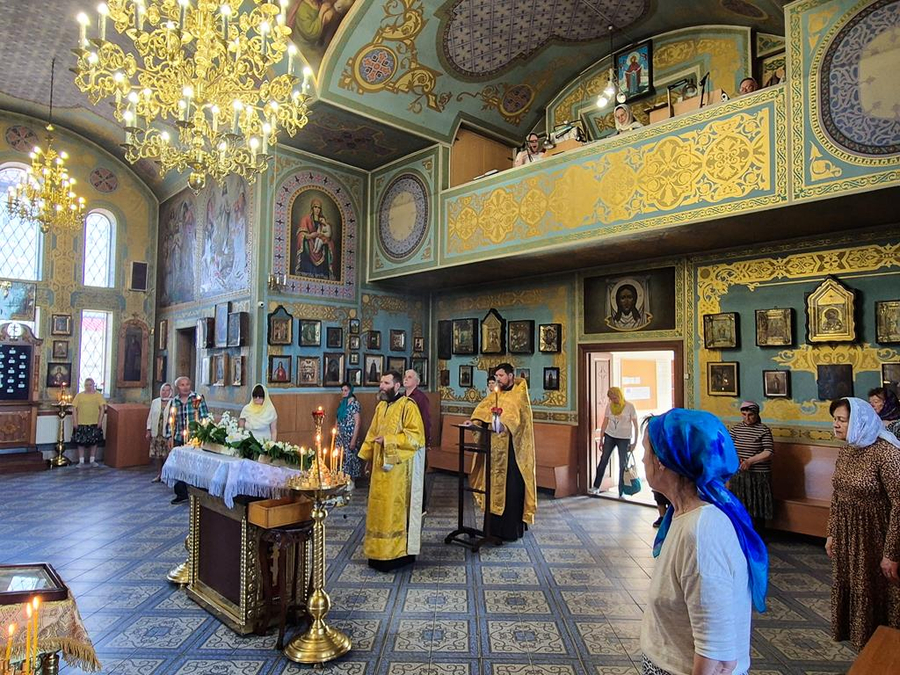 Перенесення мощей святителя і чудотворця Миколая з Мир Лікійських у Бар (Вечірнє богослужіння, ФОТО) | Фото 5