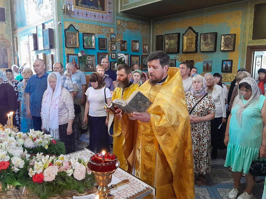 Неділя 1-ша після П'ятидесятниці. Собор всіх святих (ФОТО) | Фото 44