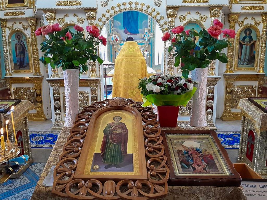 День пам'яті великомученика та цілителя Пантелеймона (ФОТО) | Фото 7