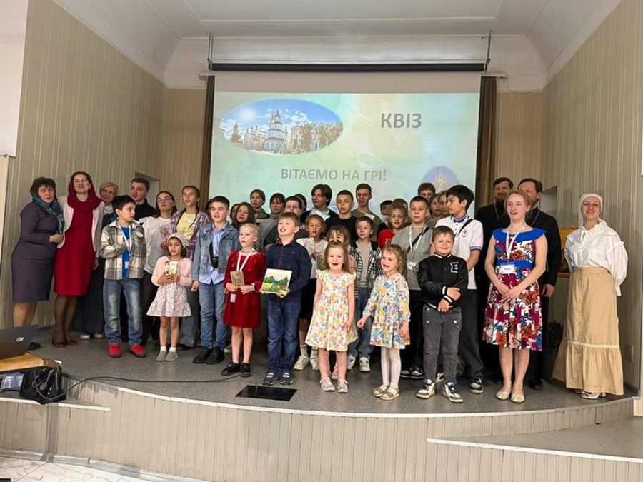 Вихованці недільної школи нашого храму взяли участь в інтелектуальній грі-квізі (ФОТО) | Фото 10