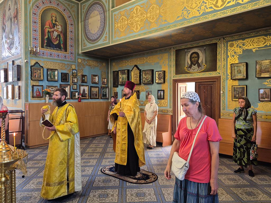 Неділя 7-а після П'ятидесятниці (Вечірнє богослужіння, ФОТО) | Фото 5