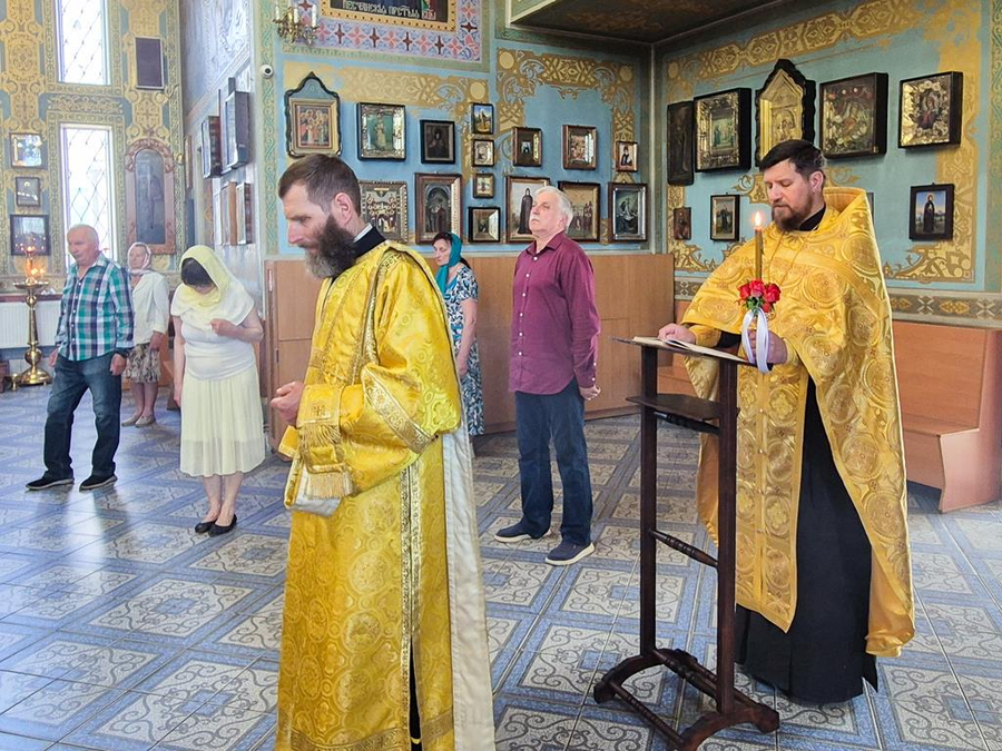 Перенесення мощей святителя і чудотворця Миколая з Мир Лікійських у Бар (Вечірнє богослужіння, ФОТО) | Фото 6