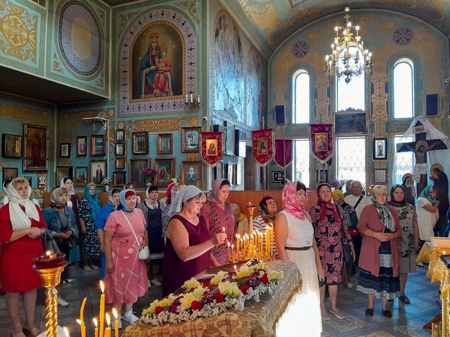 Винесення Чесних Древ Животворящого Хреста Господнього (ФОТО) | Фото 8