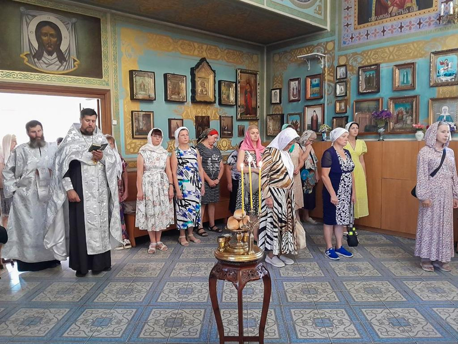 Преображення Господа Бога і Спаса Нашого Ісуса Христа (Вечірнє богослужіння, ФОТО) | Фото 9