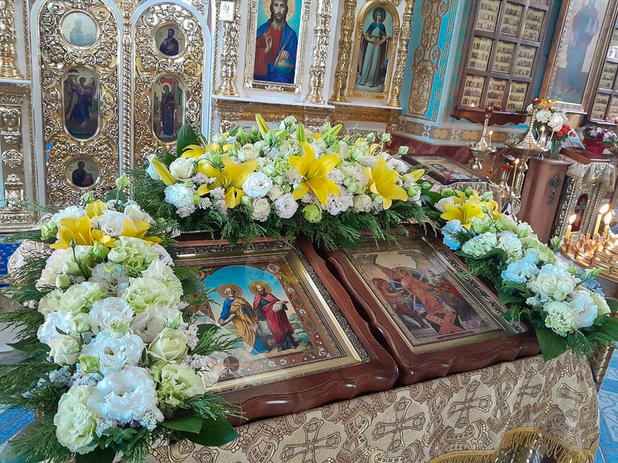 Пам'ять святих первоверховних апостолів Петра та Павла (ФОТО) | Фото 25
