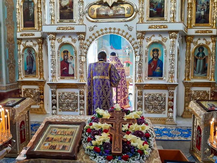 Винесення Чесних Древ Животворящого Хреста Господнього (ФОТО) | Фото 13