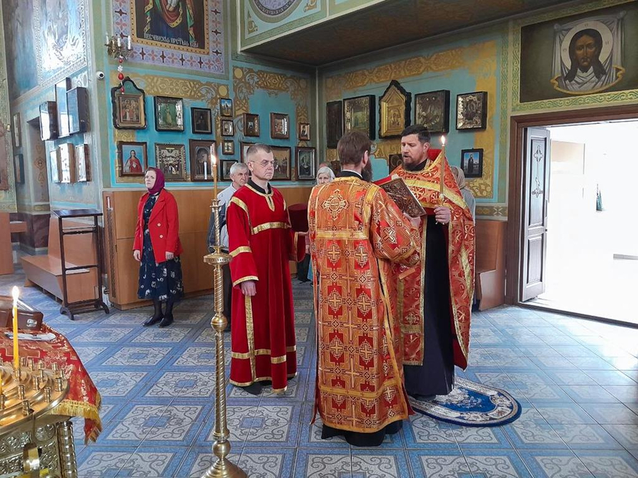 Неділя 6-а після Пасхи (Вечірнє богослужіння, ФОТО) | Фото 10