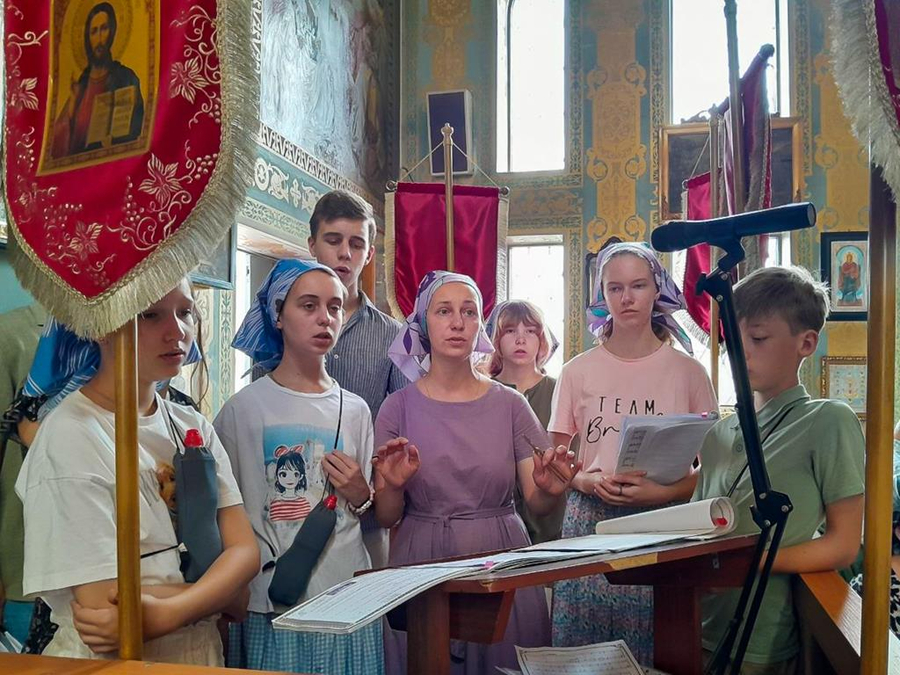 День пам'яті великомученика та цілителя Пантелеймона (ФОТО) | Фото 13