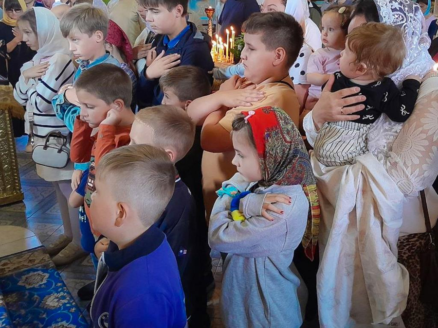 Пам'ять святих первоверховних апостолів Петра та Павла (ФОТО) | Фото 16