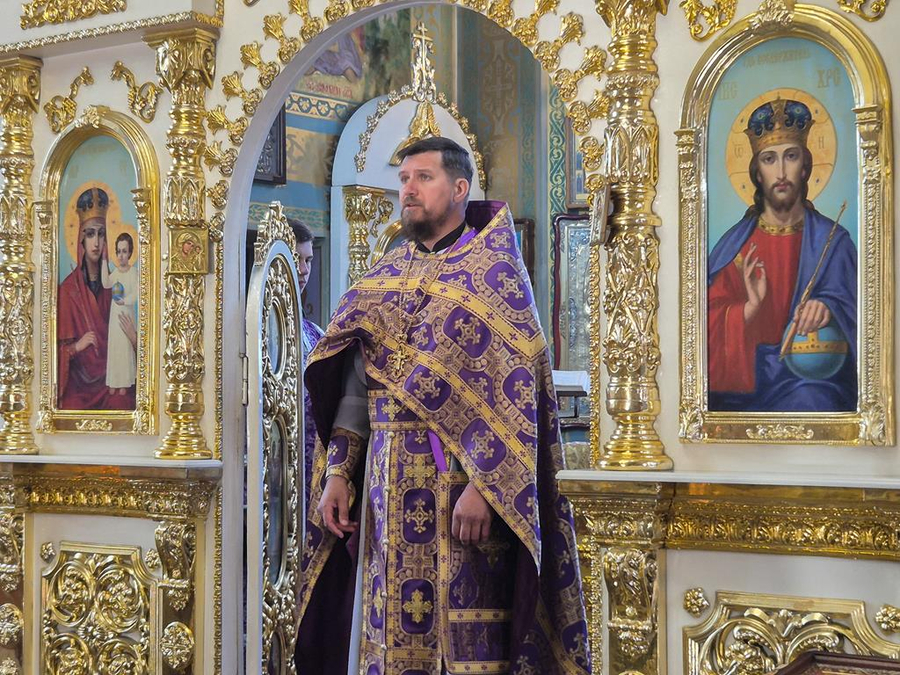 Винесення Чесних Древ Животворящого Хреста Господнього (Вечірнє богослужіння, ФОТО) | Фото 13