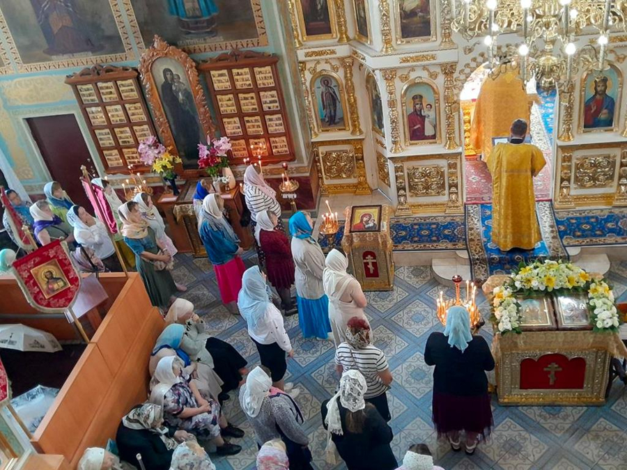 Пам'ять святих первоверховних апостолів Петра та Павла (ФОТО) | Фото 11