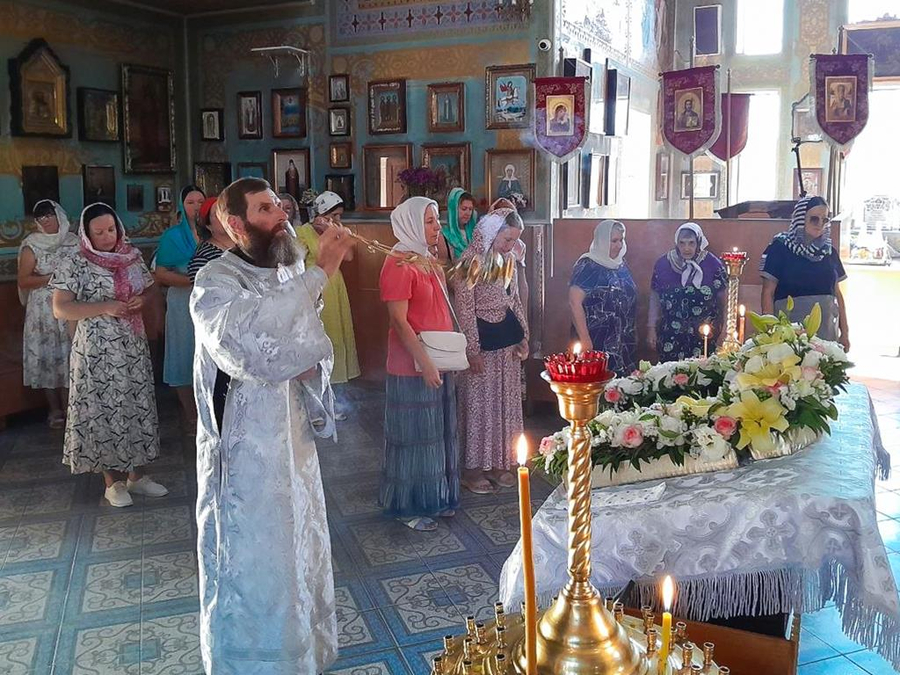 Преображення Господа Бога і Спаса Нашого Ісуса Христа (Вечірнє богослужіння, ФОТО) | Фото 16
