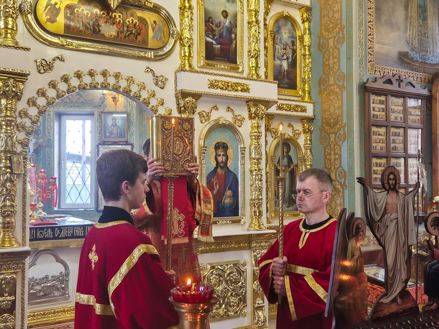 Неділя 4-а після Пасхи (Вечірнє богослужіння, ФОТО) | Фото 15
