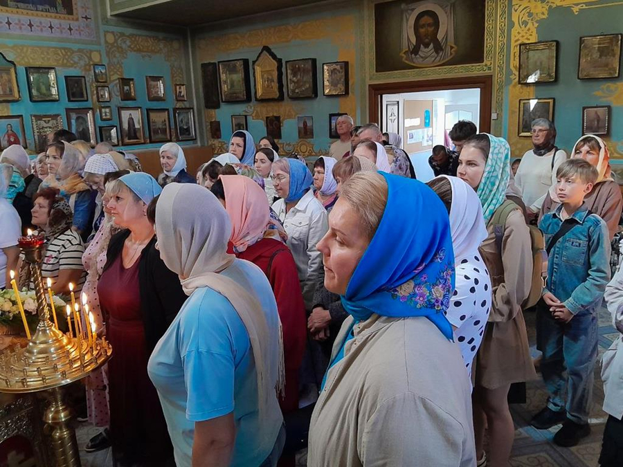 Пам'ять святих первоверховних апостолів Петра та Павла (ФОТО) | Фото 28