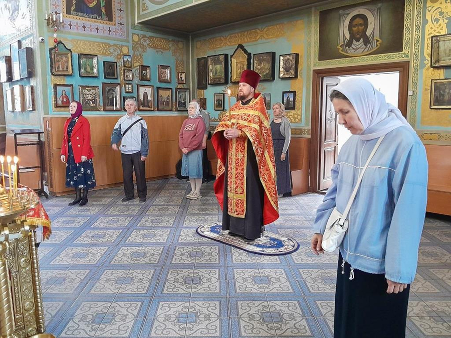 Неділя 6-а після Пасхи (Вечірнє богослужіння, ФОТО) | Фото 14