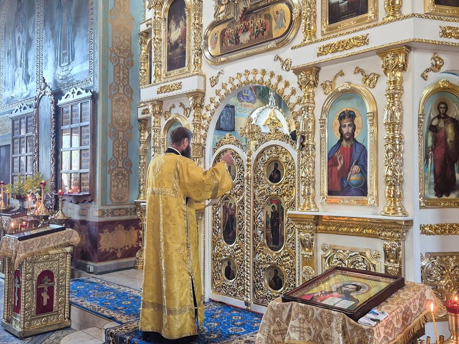 Неділя 12-а після П'ятидесятниці (Вечірнє богослужіння, ФОТО) | Фото 2