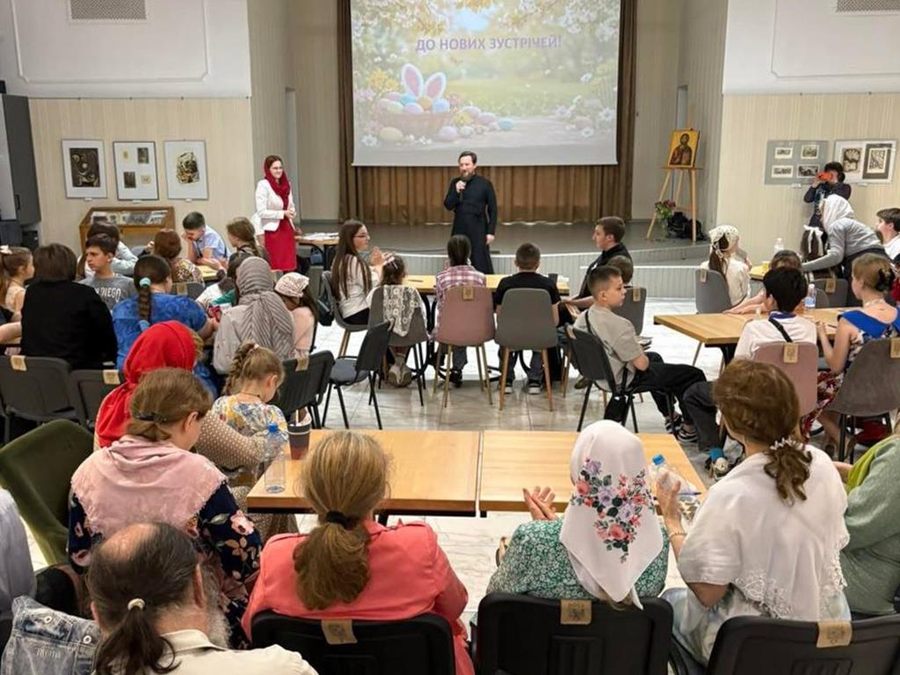 Вихованці недільної школи нашого храму взяли участь в інтелектуальній грі-квізі (ФОТО) | Фото 9