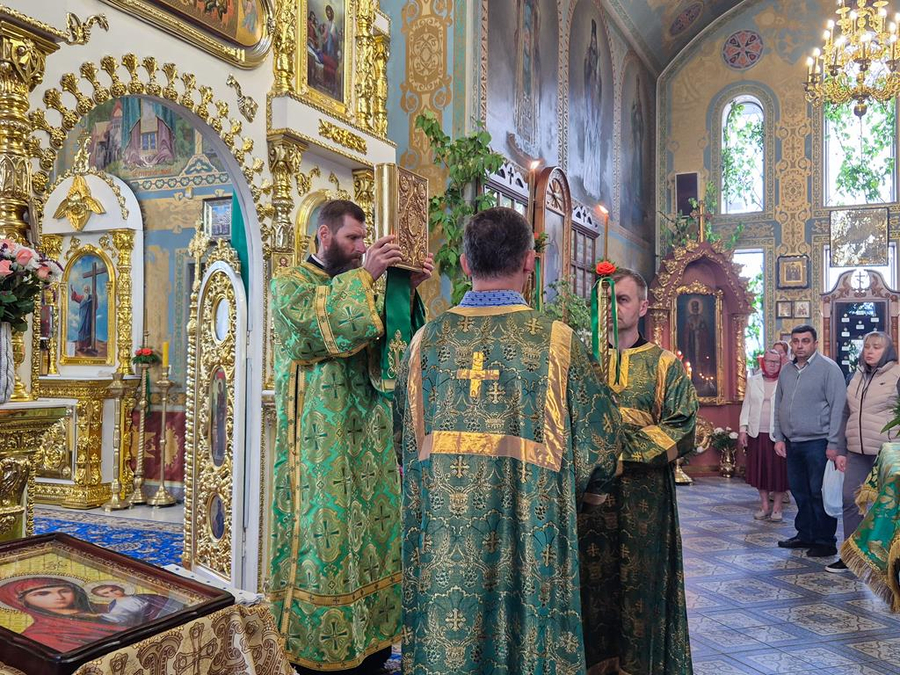 День Святої Трійці (Вечірнє богослужіння, ФОТО) | Фото 19