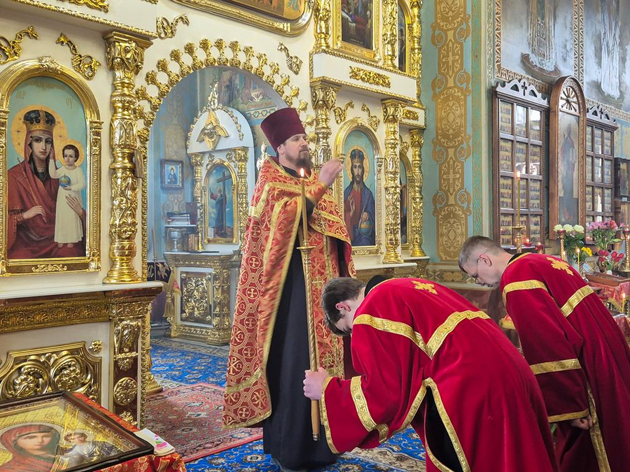Неділя 4-а після Пасхи (Вечірнє богослужіння, ФОТО) | Фото 7
