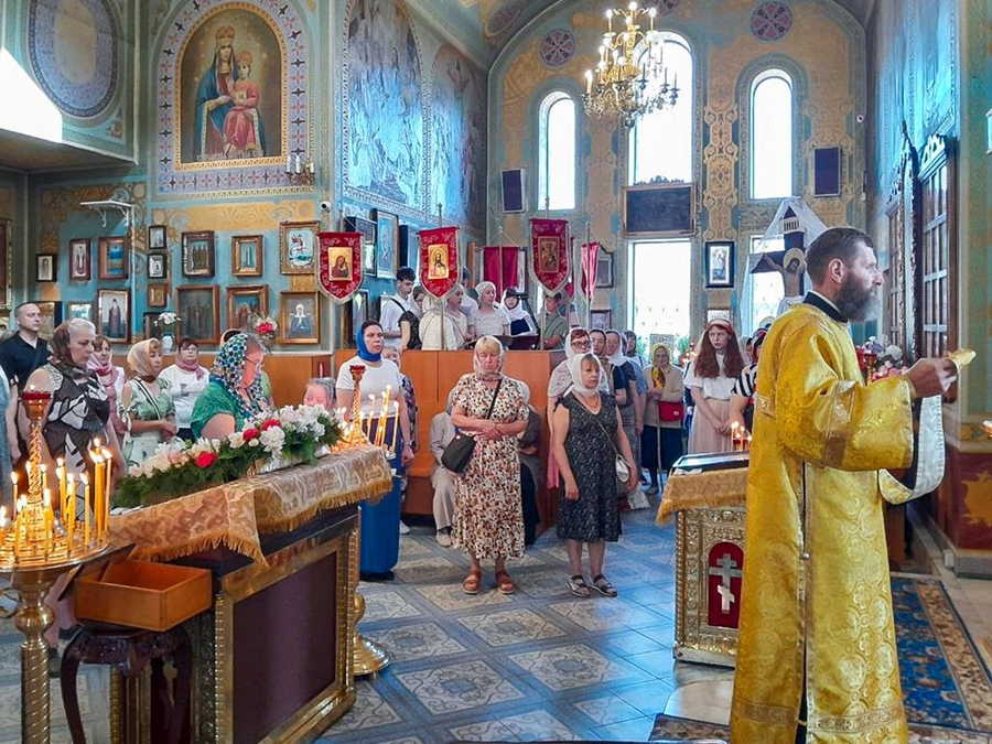 Неділя 1-ша після П'ятидесятниці. Собор всіх святих (ФОТО) | Фото 8