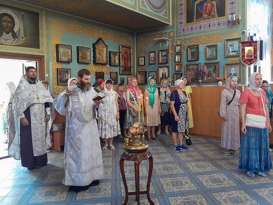 Преображення Господа Бога і Спаса Нашого Ісуса Христа (Вечірнє богослужіння, ФОТО) | Фото 8