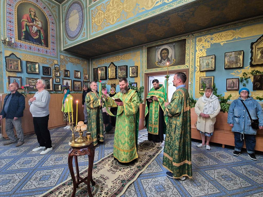 День Святої Трійці (Вечірнє богослужіння, ФОТО) | Фото 7